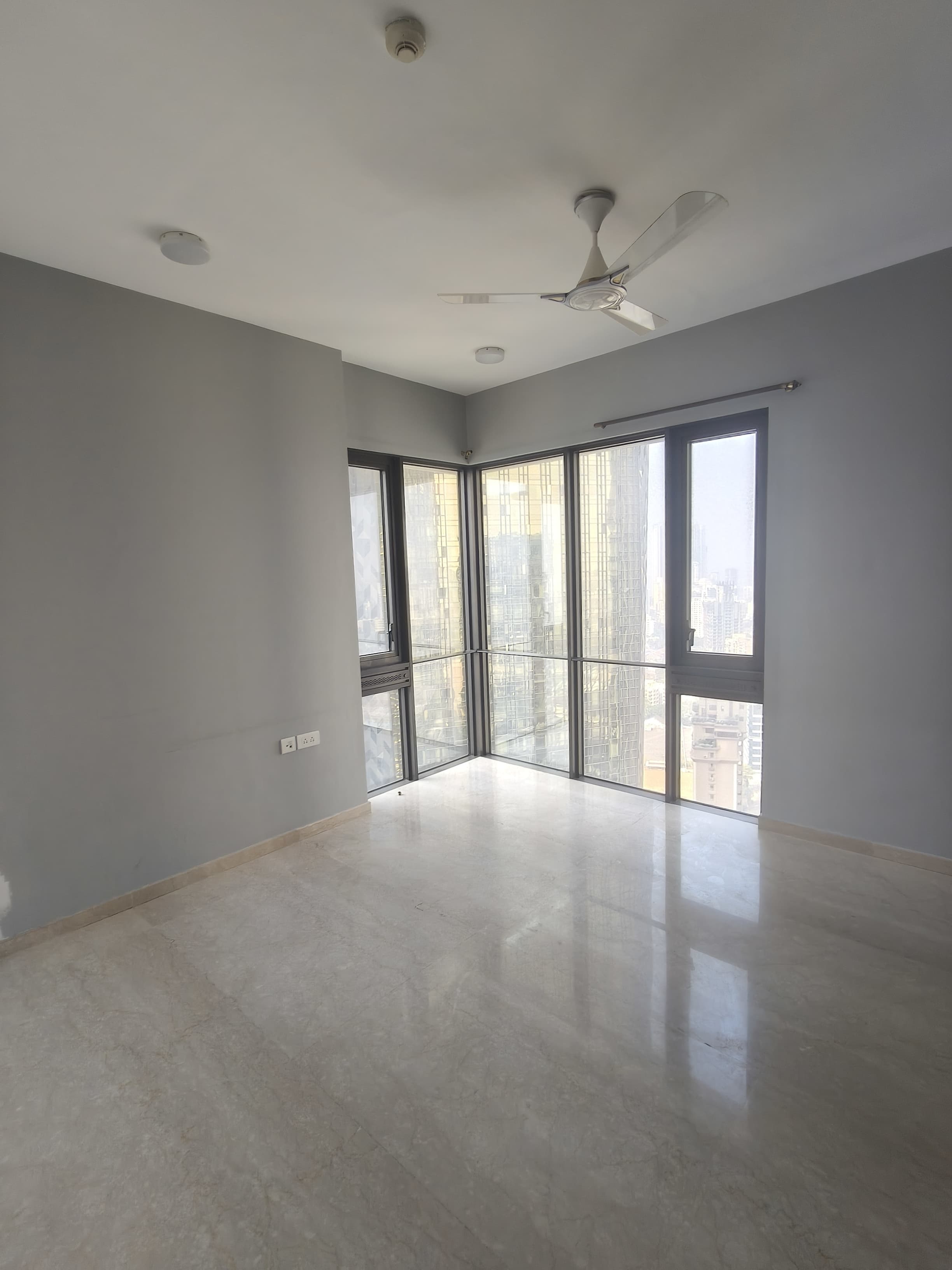 3 BHK Lodha Allura, Lower Parel - Photo 1