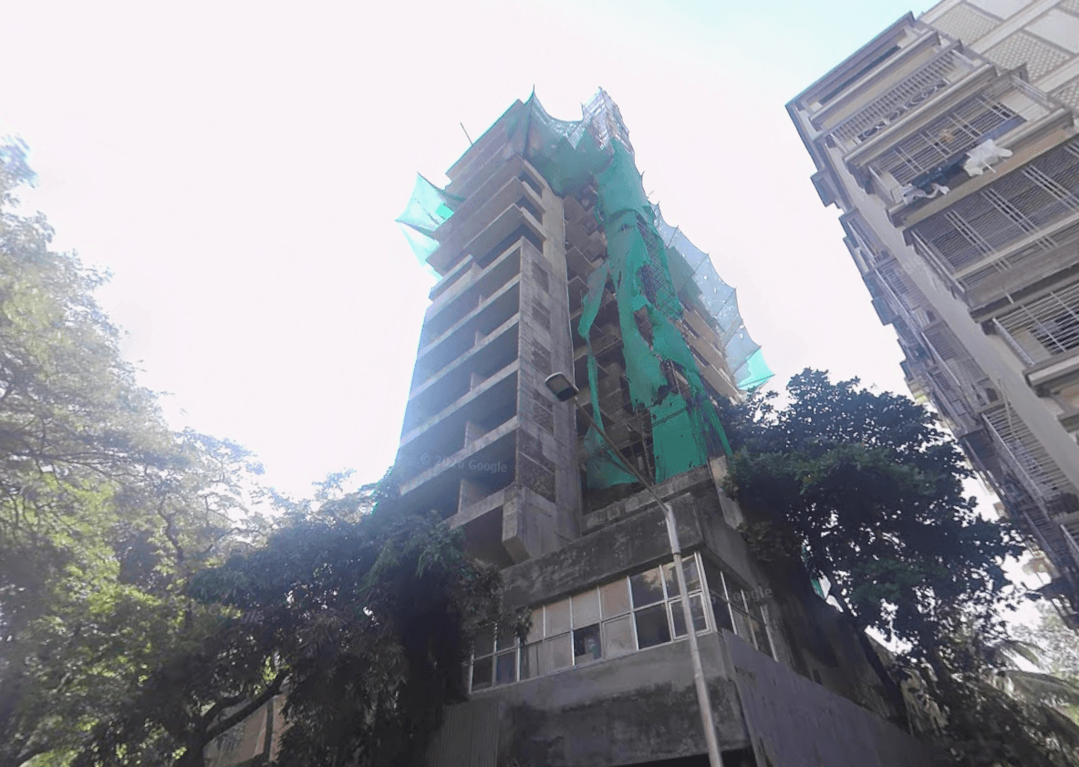 4 BHK Earth Building, JVPD Scheme - Photo 1