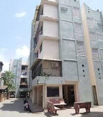 5 BHK Shreeji Krupa, Vile Parle West — 4.50 Lacs