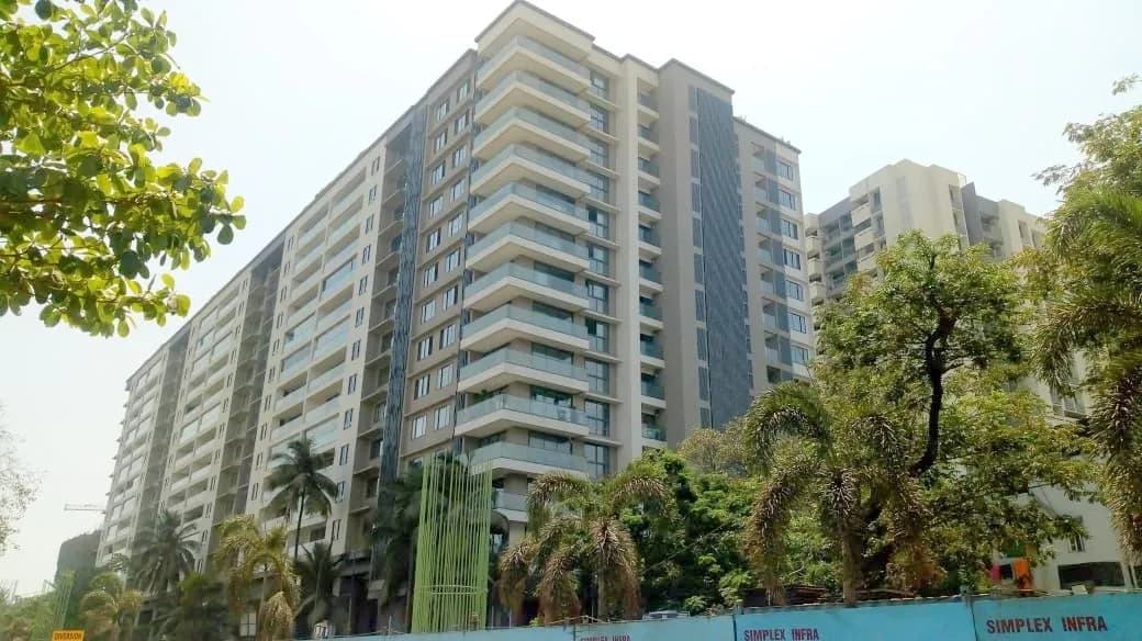 3 BHK Yogi Smruti, JVPD 10th road juhu - Photo 1