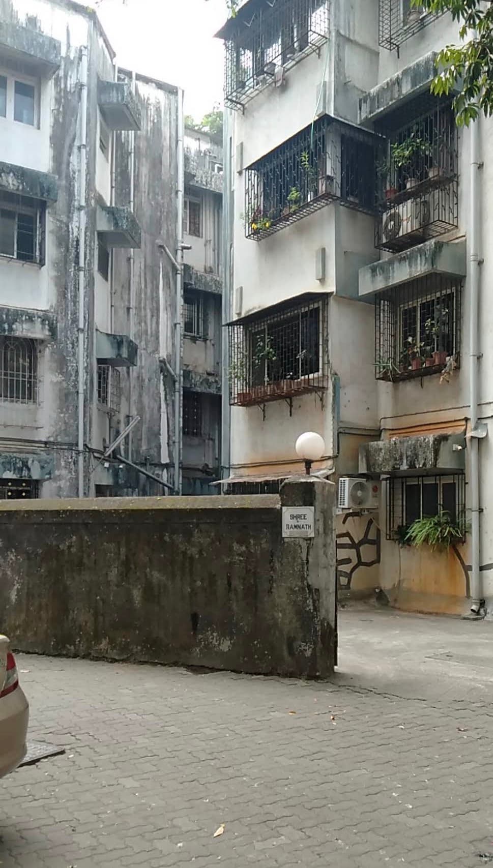 2 BHK Shree Ramnath Co-op Housing Society, Prabhadevi - Photo 1
