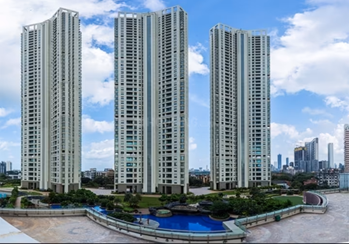 Villa Raheja Vivarea, Mahalaxmi, photo 1