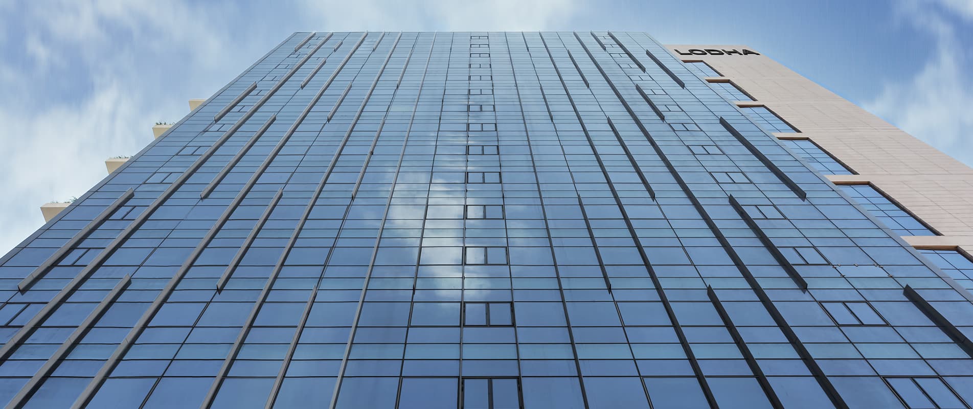 Lodha Supremus